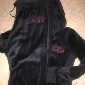 Dkny active tracksuit( open to trade )